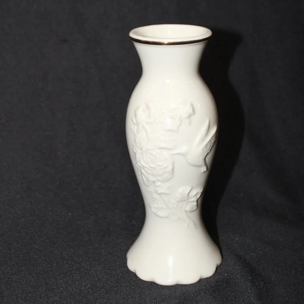 Lenox Small Hummingbird Gold Trim Bud Vase